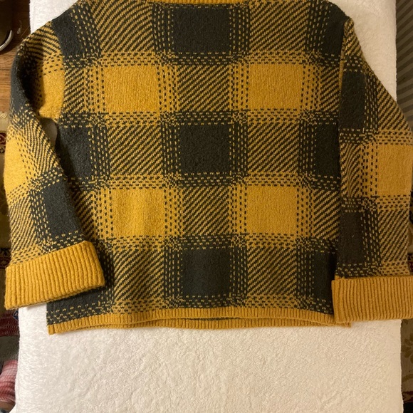 Women’s A.N.A - Size Small -chunky sweater yellow & gray large plaid - Picture 6 of 6